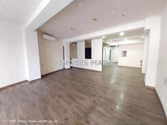 LOCAL COMERCIAL EN ZONA DE MUCHO PASO!!!!!! - BARCELONA