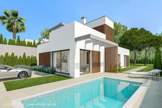 Villa en venta a estrenar en Finestrat (Alicante)