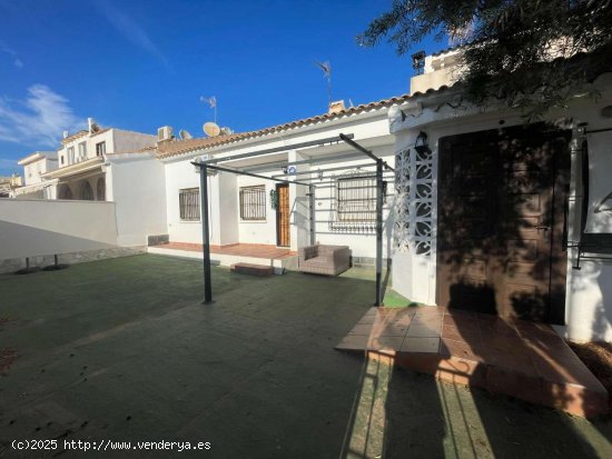 Local en venta en Orihuela (Alicante)