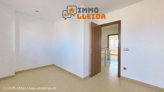 Unifamiliar adosada en venta  en Ivars d Urgell - Lleida