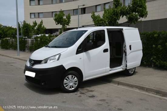  Nissan NV200 1.5 TDCI 90CV CONFORT FURGÓN../ DOBLE PUERTA LATERAL - Sant Vicenç dels Horts 