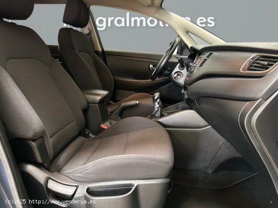 Kia Carens 1.6 GDi 135CV Concept 5pl - San Sebastian de los Reyes  Madrid