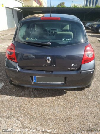 Renault Clio esprit Alpine E-Tech 145 (103kw) de 2006 con 205.000 Km por 4.800 EUR. en Sevilla