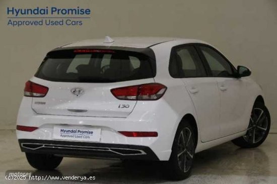 Hyundai i30 1.5 DPI Klass SLX 110 de 2024 con 6.195 Km por 18.700 EUR. en Zaragoza