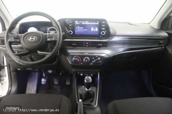 Hyundai i20 1.0 TGDI Klass 100 de 2024 con 10.082 Km por 18.700 EUR. en Granada