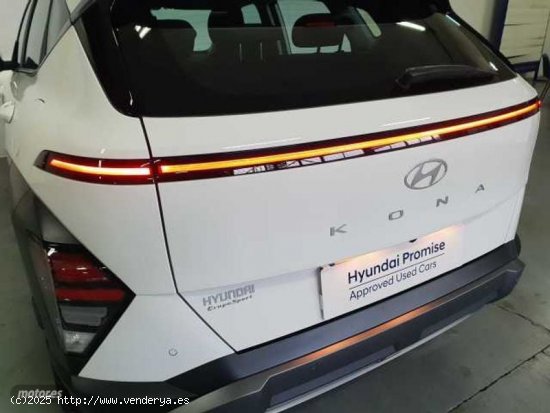 Hyundai Kona 1.0 TGDI Flexx 4x2 de 2023 con 24.890 Km por 23.500 EUR. en Granada