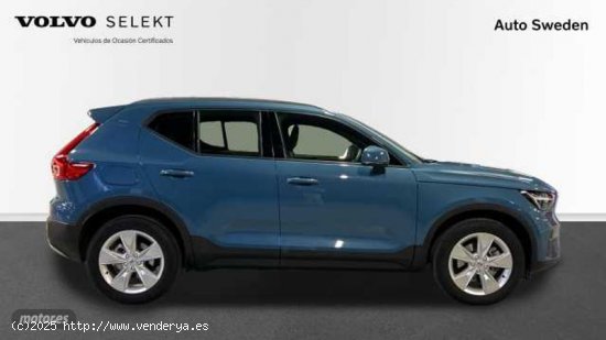 Volvo XC40 2.0 B3 CORE AUTO 5P de 2024 con 16.399 Km por 35.400 EUR. en Valencia