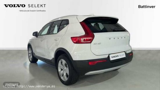 Volvo XC40 1.5 T3 MOMENTUM PRO 163 5P de 2021 con 40.000 Km por 24.900 EUR. en Madrid