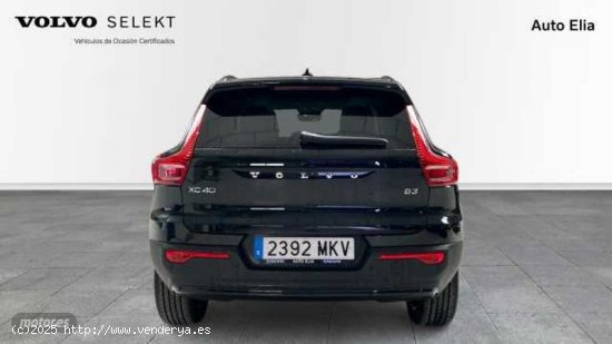 Volvo XC40 XC40 Plus, B3 Mild Hybrid, Gasolina, Dark de 2023 con 15.666 Km por 37.900 EUR. en Madrid