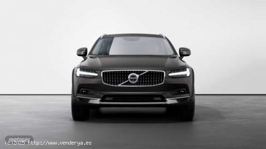 Volvo V 90 V90 Cross Country Plus, B4 AWD Mild Hybrid, Diesel, Bright de 2024 con 1 Km por 61.500 EU