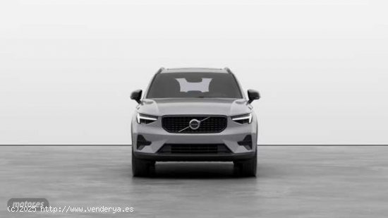 Volvo XC40 XC40 Plus, B3 Mild Hybrid, Gasolina, Dark de 2024 con 1 Km por 39.500 EUR. en Madrid