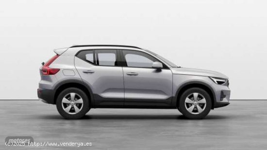 Volvo XC40 XC40 Essential, B3 Mild Hybrid, Gasolina de 2024 con 1 Km por 33.900 EUR. en Madrid