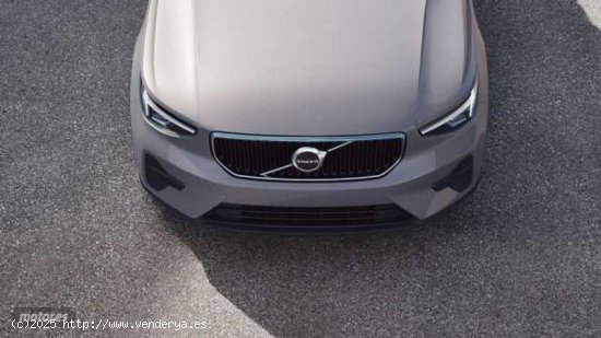 Volvo XC40 XC40 Essential, B3 Mild Hybrid, Gasolina de 2024 con 1 Km por 33.900 EUR. en Madrid