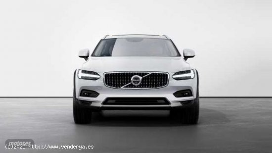 Volvo V 90 V90 Cross Country Plus, B4 AWD Mild Hybrid, Diesel, Bright de 2024 con 1 Km por 61.500 EU