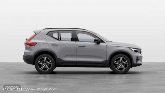 Volvo XC40 XC40 Plus, B3 Mild Hybrid, Gasolina, Dark de 2024 con 1 Km por 38.900 EUR. en Madrid