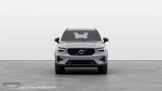 Volvo XC40 XC40 Plus, B3 Mild Hybrid, Gasolina, Dark de 2024 con 1 Km por 38.900 EUR. en Madrid