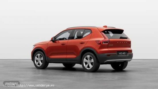 Volvo XC40 XC40 Core, B3 Mild Hybrid, Gasolina de 2024 con 1 Km por 37.300 EUR. en Madrid