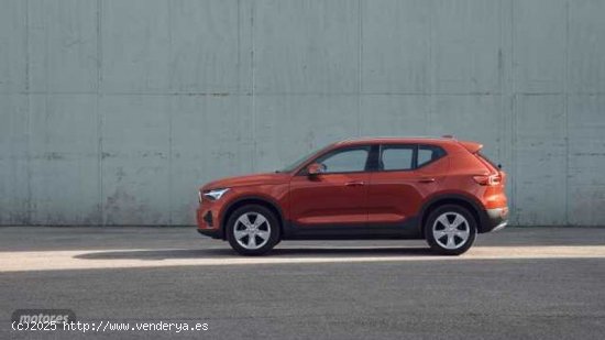 Volvo XC40 XC40 Core, B3 Mild Hybrid, Gasolina de 2024 con 1 Km por 37.300 EUR. en Madrid