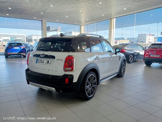 MINI Countryman   Cooper S ALL4 - 