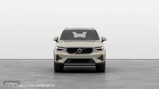 Volvo XC40 XC40 Core, B3 Mild Hybrid, Gasolina de 2024 con 1 Km por 37.300 EUR. en Madrid