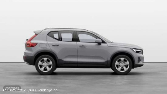 Volvo XC40 XC40 Core, B3 Mild Hybrid, Gasolina de 2024 con 1 Km por 37.300 EUR. en Madrid