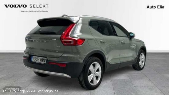 Volvo XC40 XC40 Core, B3 Mild Hybrid, Gasolina de 2023 con 13.800 Km por 35.500 EUR. en Madrid