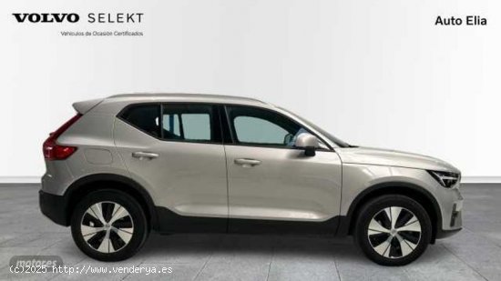 Volvo XC40 XC40 Core, B3 Mild Hybrid, Gasolina de 2023 con 19.000 Km por 35.900 EUR. en Madrid