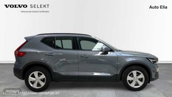 Volvo XC40 XC40 Essential, T2 automatico, Gasolina de 2022 con 16.578 Km por 29.900 EUR. en Madrid