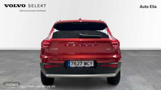 Volvo XC40 XC40 Core, B3 (gasolina), Gasolina de 2022 con 46.757 Km por 32.900 EUR. en Madrid