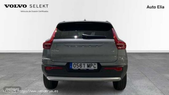 Volvo XC40 1.5 T2 ESSENTIAL AUTO 5P de 2024 con 8.558 Km por 31.900 EUR. en Madrid