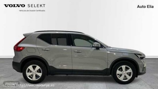 Volvo XC40 1.5 T2 ESSENTIAL AUTO 5P de 2024 con 8.558 Km por 31.900 EUR. en Madrid