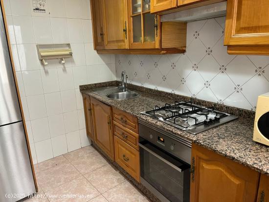 Se vende piso junto Ceu de Reyes Católicos!!! - ALICANTE