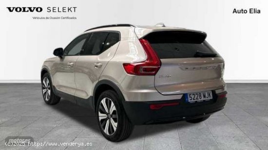 Volvo XC40 XC40 Recharge Ultimate, T4 Hibrido enchufable, Gasolina, Dark de 2023 con 23.299 Km por 4