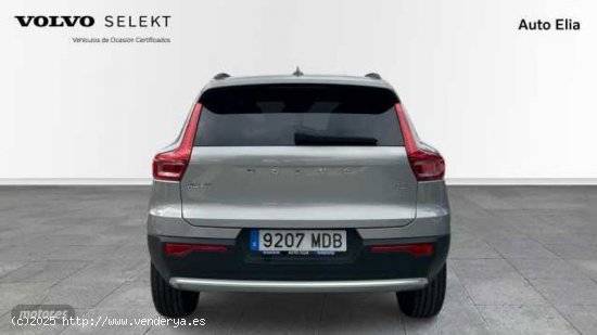 Volvo XC40 XC40 Essential, T2 automatico, Gasolina de 2022 con 20.378 Km por 29.900 EUR. en Madrid