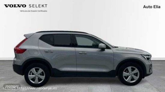 Volvo XC40 XC40 Essential, T2 automatico, Gasolina de 2022 con 20.378 Km por 29.900 EUR. en Madrid