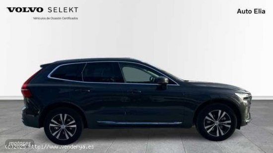 Volvo XC 60 XC60 Recharge Core, T6 plug-in hybrid eAWD, Electrico/Gasolina, Bright de 2023 con 37.20