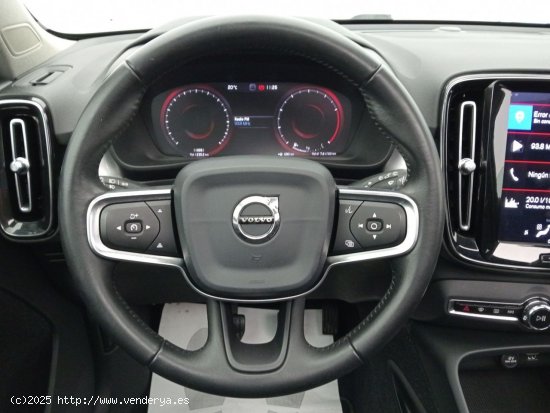 Volvo XC-40 1.5 T3 Momentum - Telde