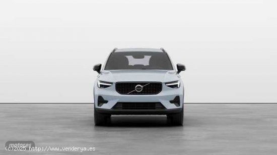 Volvo XC40 XC40 Plus, B3 Mild Hybrid, Gasolina, Dark de 2024 con 1 Km por 38.500 EUR. en Madrid