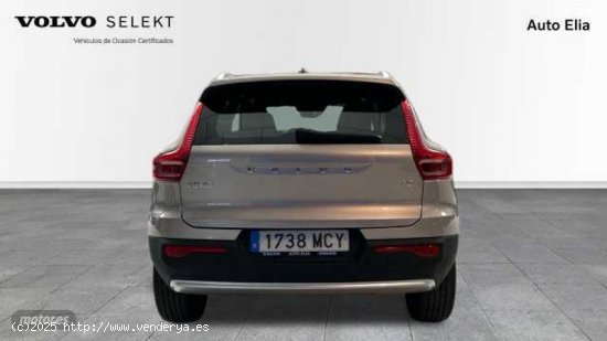 Volvo XC40 XC40 Core, T2 manual, Gasolina de 2022 con 33.509 Km por 29.500 EUR. en Madrid