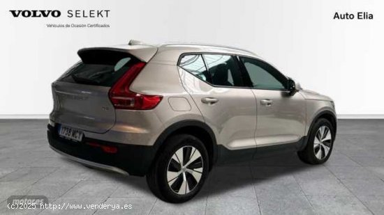 Volvo XC40 XC40 Core, T2 manual, Gasolina de 2022 con 33.509 Km por 29.500 EUR. en Madrid