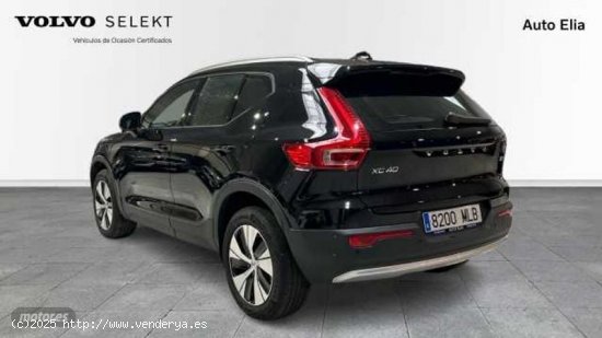 Volvo XC40 XC40 Core, T2 Automatica Microhibrido, Gasolina de 2023 con 31.271 Km por 30.900 EUR. en 