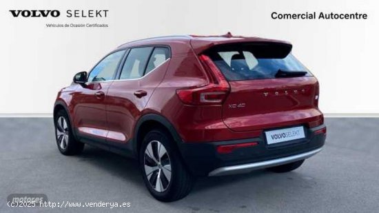 Volvo XC40 Recharge Core, T4 plug-in hybrid, Electrico de 2023 con 30.413 Km por 42.500 EUR. en Barc