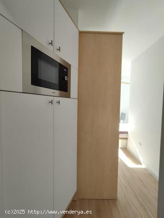 ESTUDIO MODERNO JUNTO JUNTO PARADA DE TRANVÍA - MURCIA