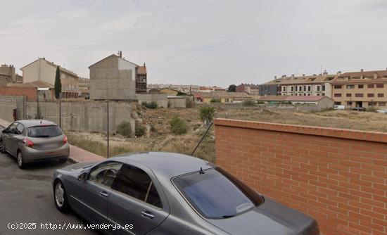 Terreno en venta en La Muela (Zaragoza) - ZARAGOZA