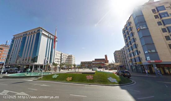 CENTRO , junto a la Plaza Mayor.- Estudio en planta baja para  entrar a vivir. - MADRID