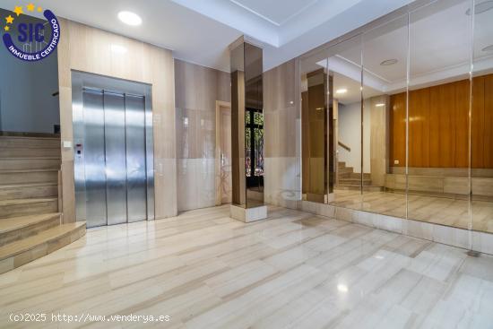 Espectacular piso en venta en pleno centro de Valencia capital C/ Hernán Cortés 15 - VALENCIA