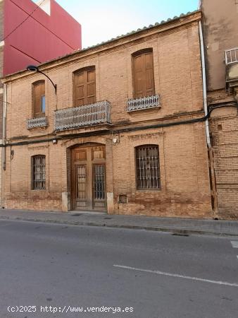  CASA DE PUEBLO EN MELIANA - VALENCIA 