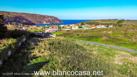 ¡SOLAR con VISTAS AL MAR a 700 m. de la PLAYA de seiruga! - A CORUÑA