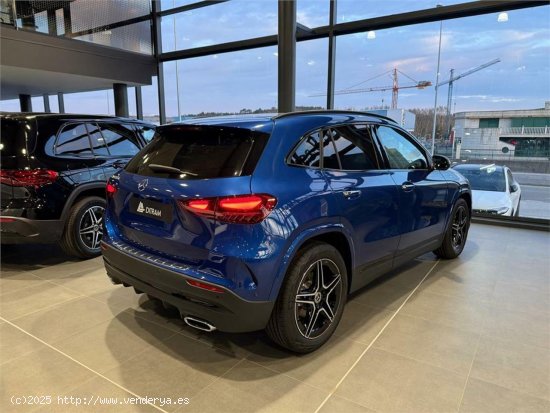 Mercedes GLA 200 D - 