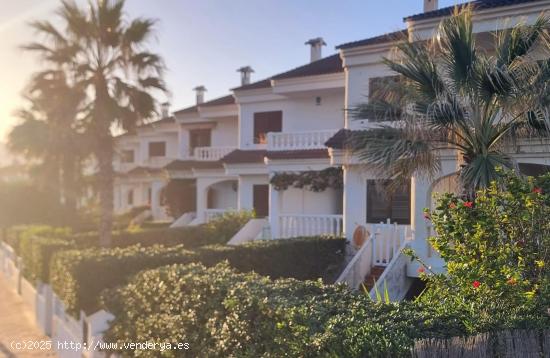 CASA FRENTE AL MAR EN LA PLAYA DE XERACO - VALENCIA